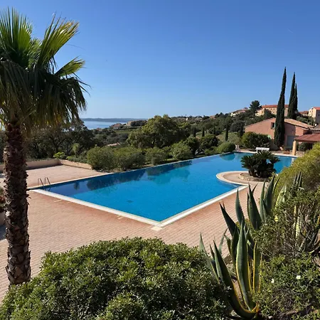 Mazet Climatise, Vue Mer, Piscines شقة